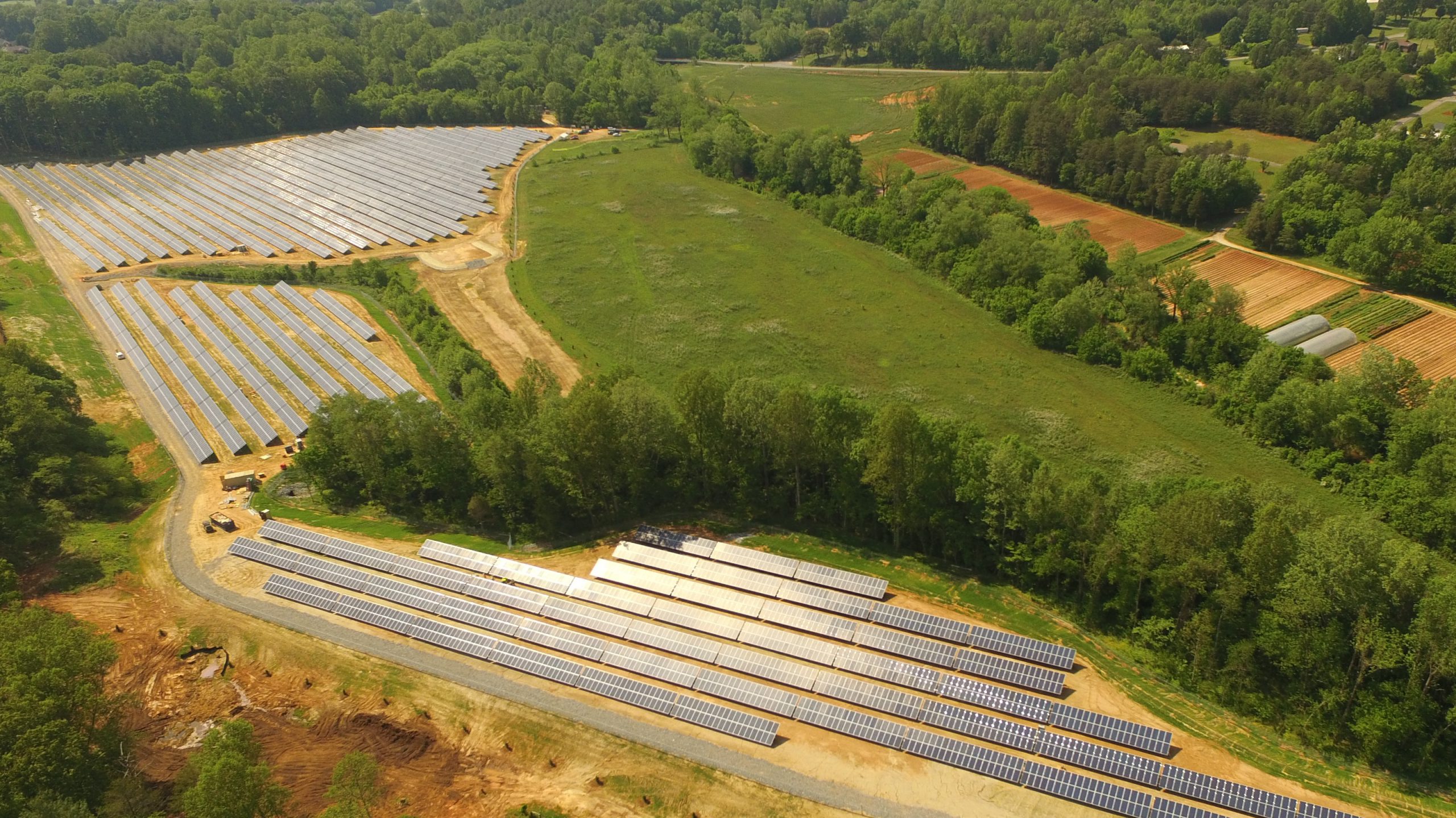 Melink develops vast solar farm for NC country club