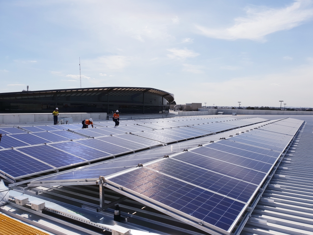 Re-deployable commercial solar system on business rooftop