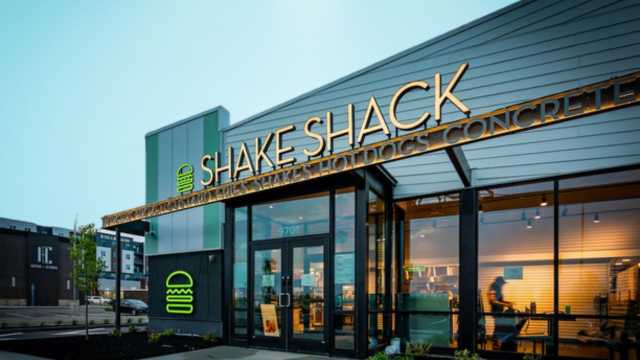 Shake Shack Case Study - Corniche, Abu Dhabi